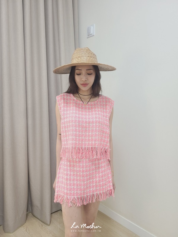 下擺鬚鬚格子短裙